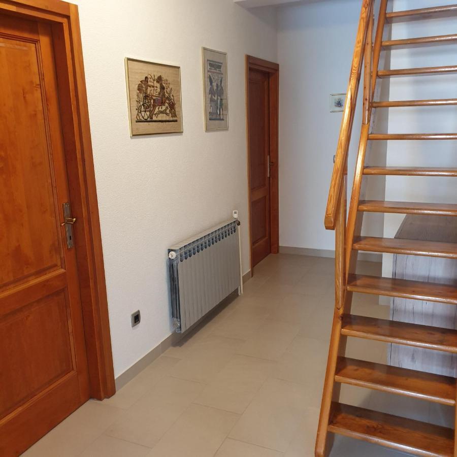 Fili Apartment Водице Екстериор снимка