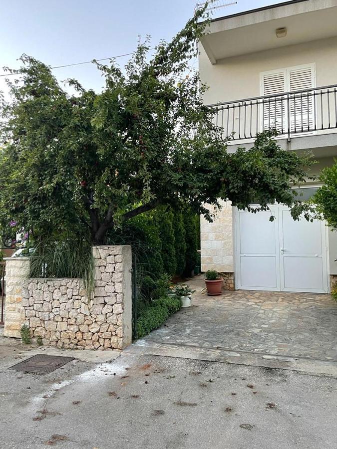 Fili Apartment Водице Екстериор снимка